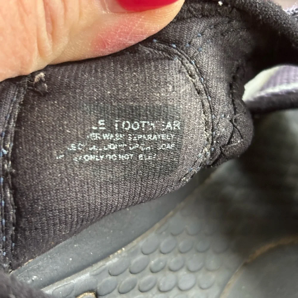Keen Women's Navy and Black Closed-Toe Sport Sandals